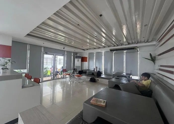 Chill Staycation Near Ateneo, Up & Maginhawa Eats Apartment
